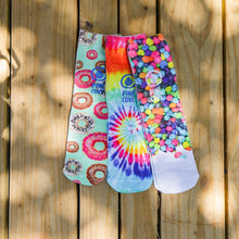 Load image into Gallery viewer, Socks PC Crew - Donuts
